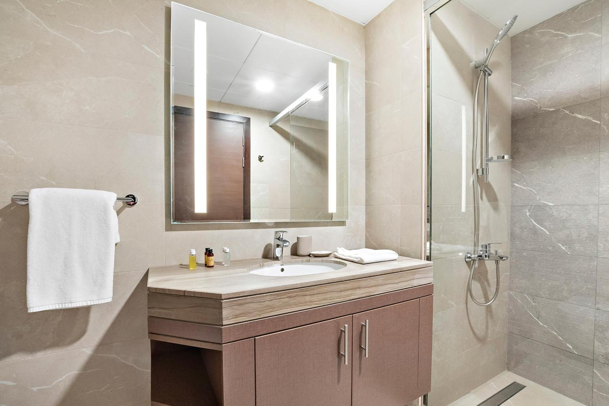 Appartement Silkhaus Spacious 2 Bdr Reem Park Nearby *